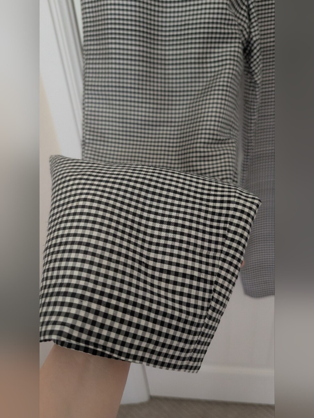 VTG Silk Cropped Tapered Black & White Gingham Pants - Picture 5 of 8
